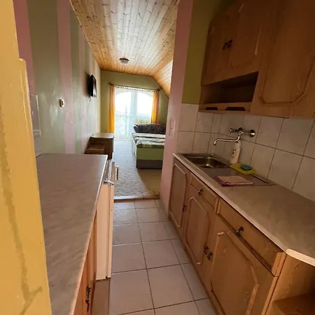 Szasza بيت للعطل Ábrahámhegy